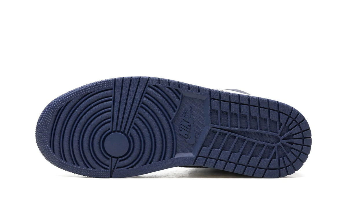 Nike Air Jordan 1 Retro High OG "Midnight Navy"