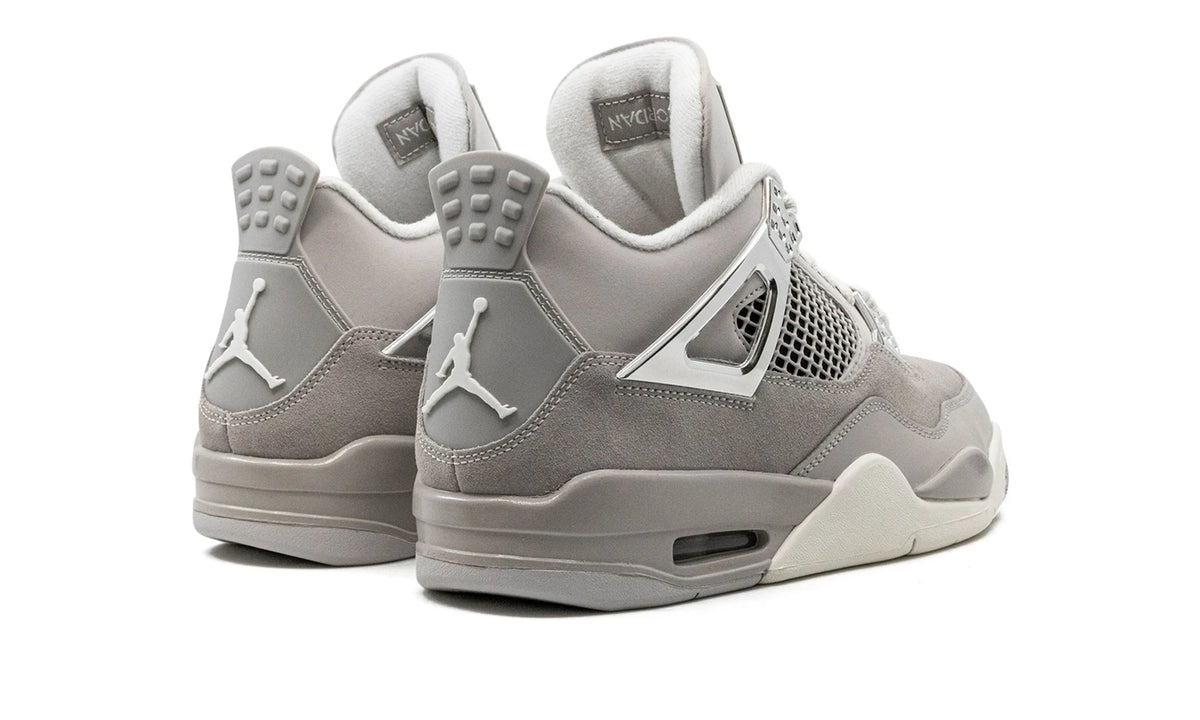 Nike Air Jordan 4 Retro Frozen Moments (Damen)