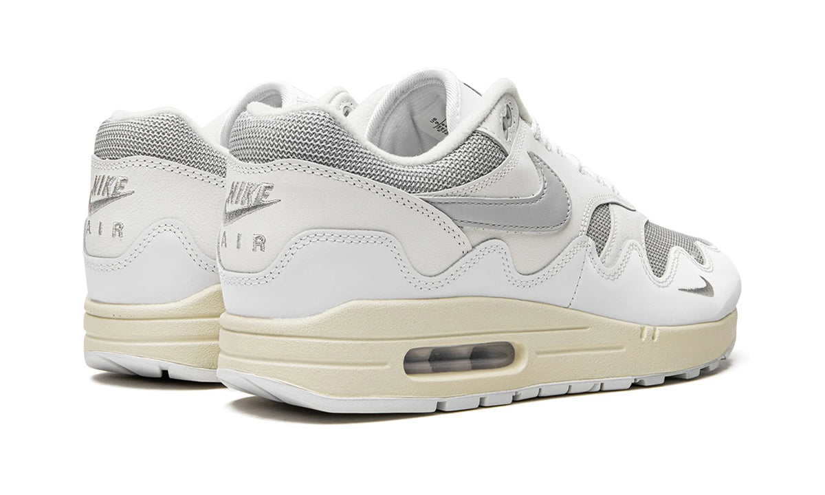 Nike Air Max 1 Patta in Weiß und Grau! Komfortabel und trendy