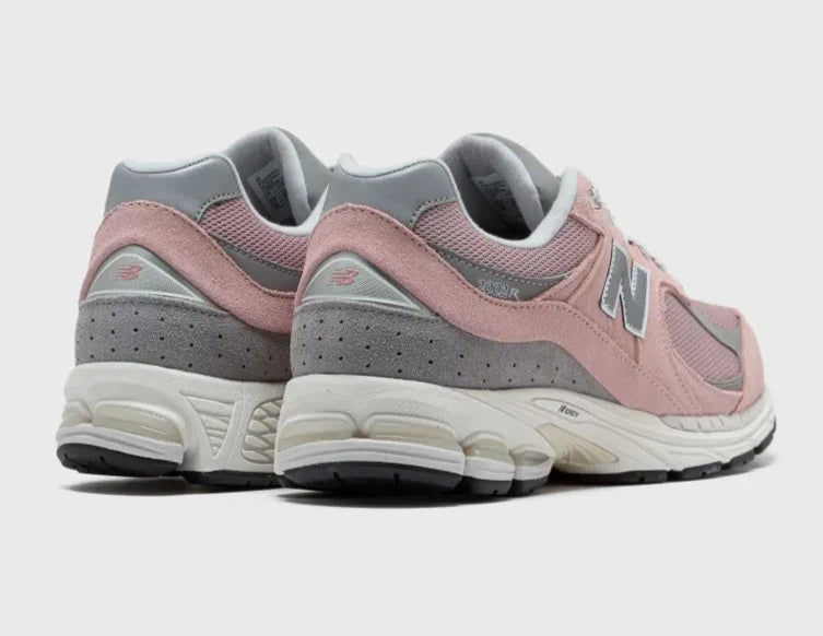 New Balance 2002R M2002RFC / pink