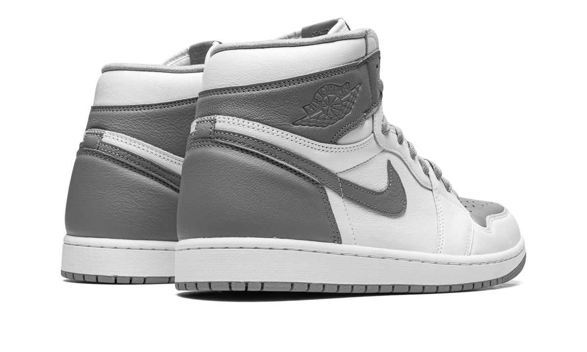 Nike Air Jordan 1 Retro High OG Stealth